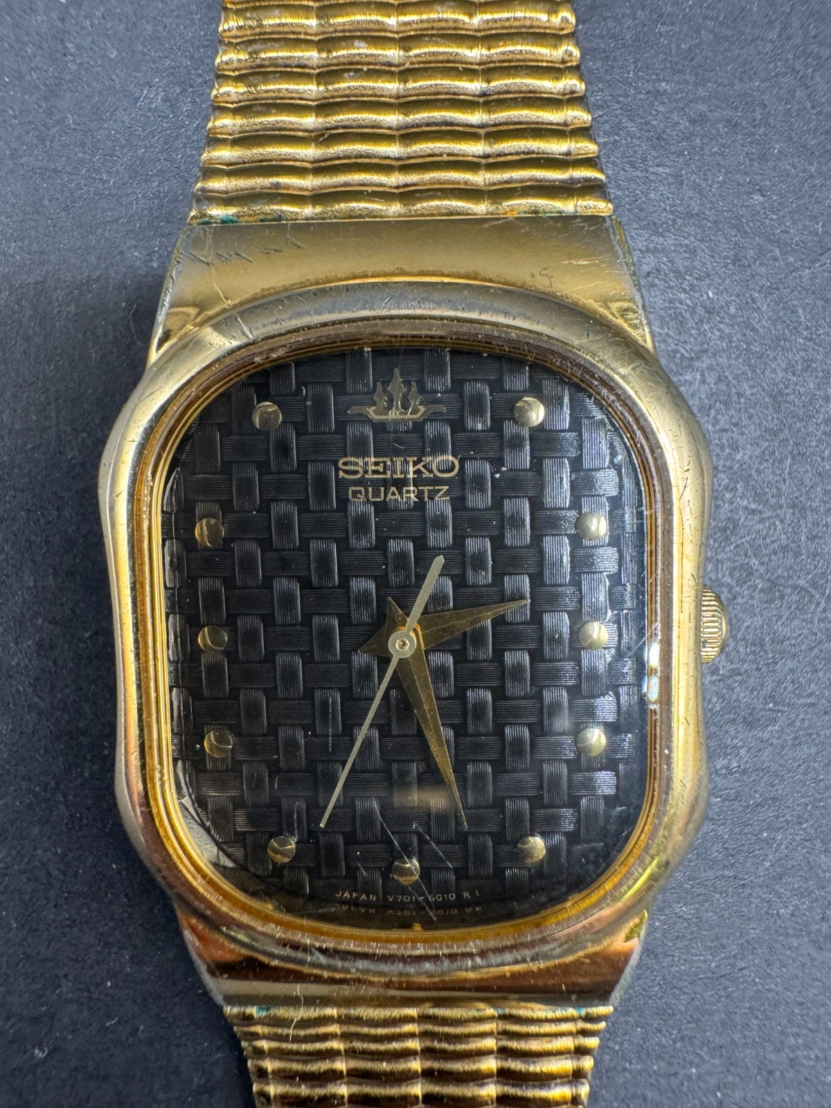 Seiko Galaxy Tank Watch Women 20mm Black Woven Dial Gold Tone V7015h50 20mm